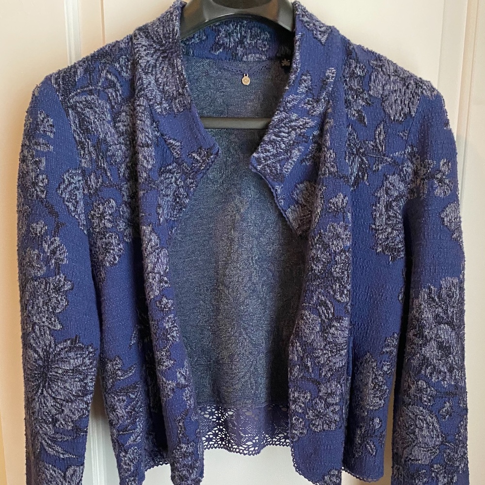 PERFECT Blue Knitted & Knotted Floral Knit Blazer